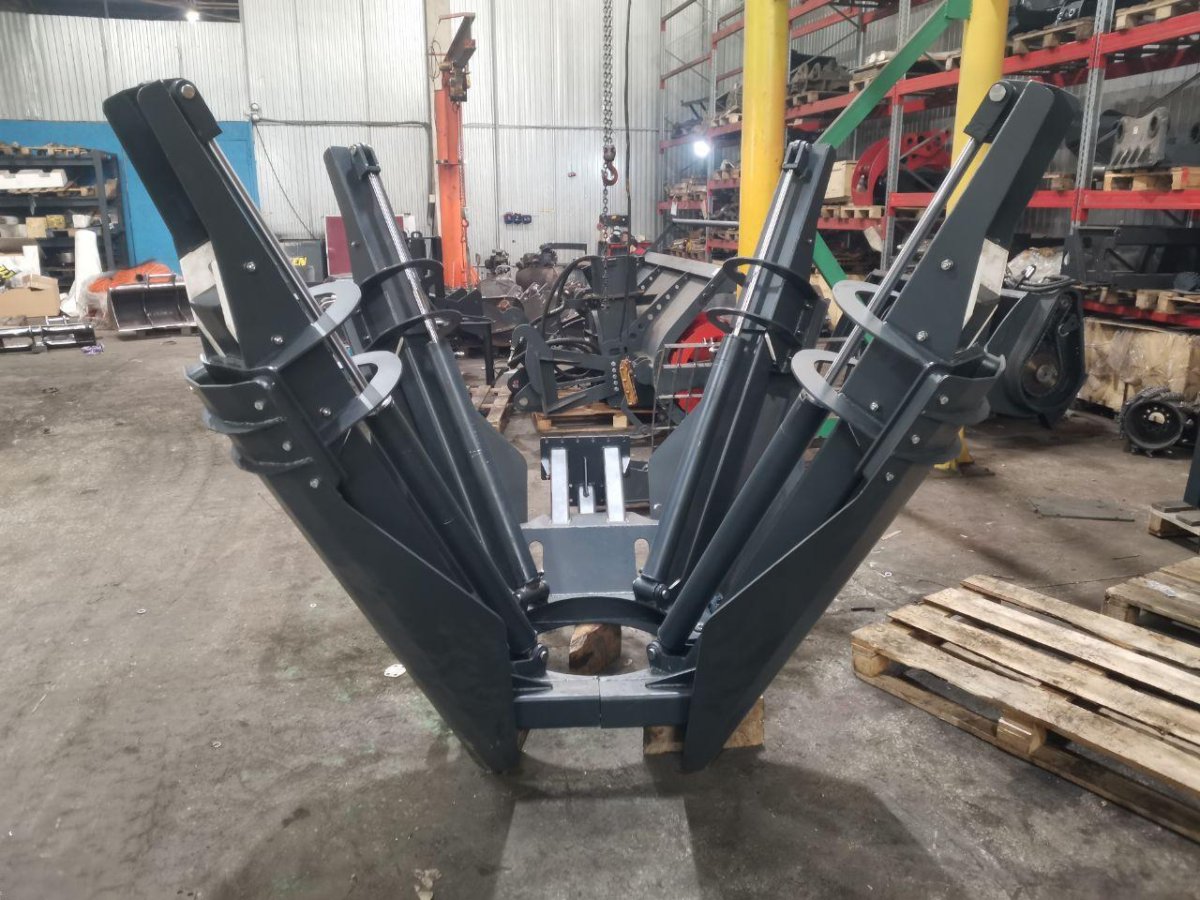 Пересадчик деревьев на МТЗ 82