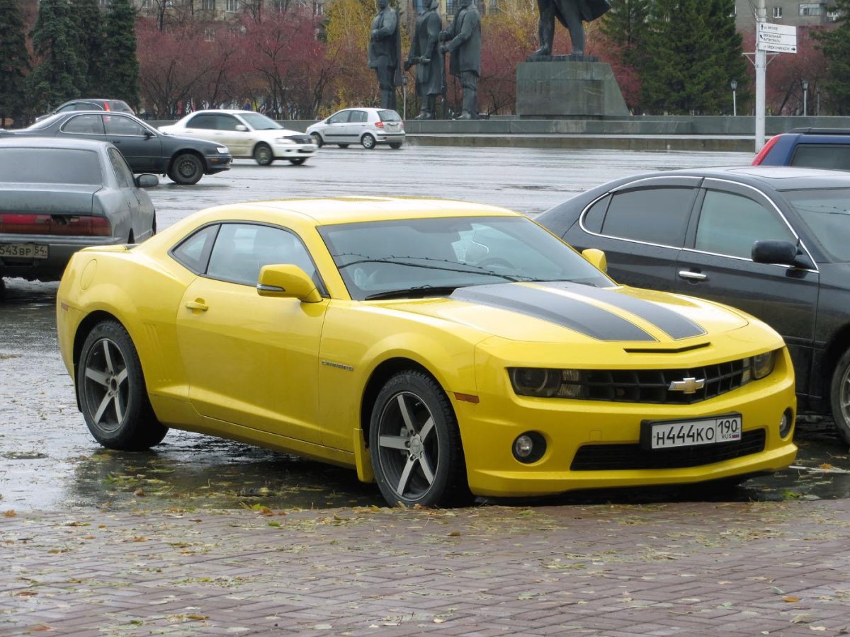Шевроле Камаро в России