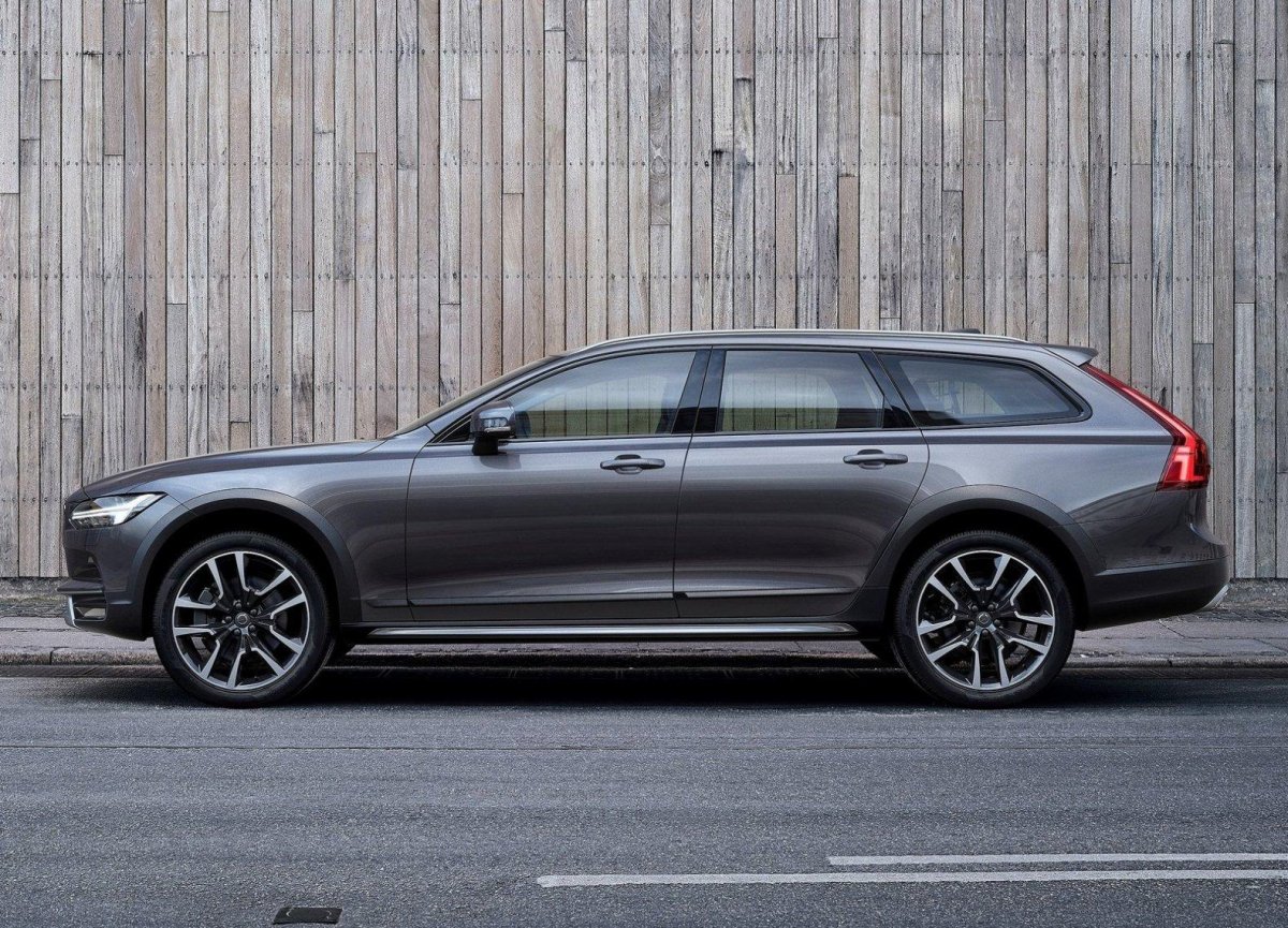 Вольво v90 Cross Country