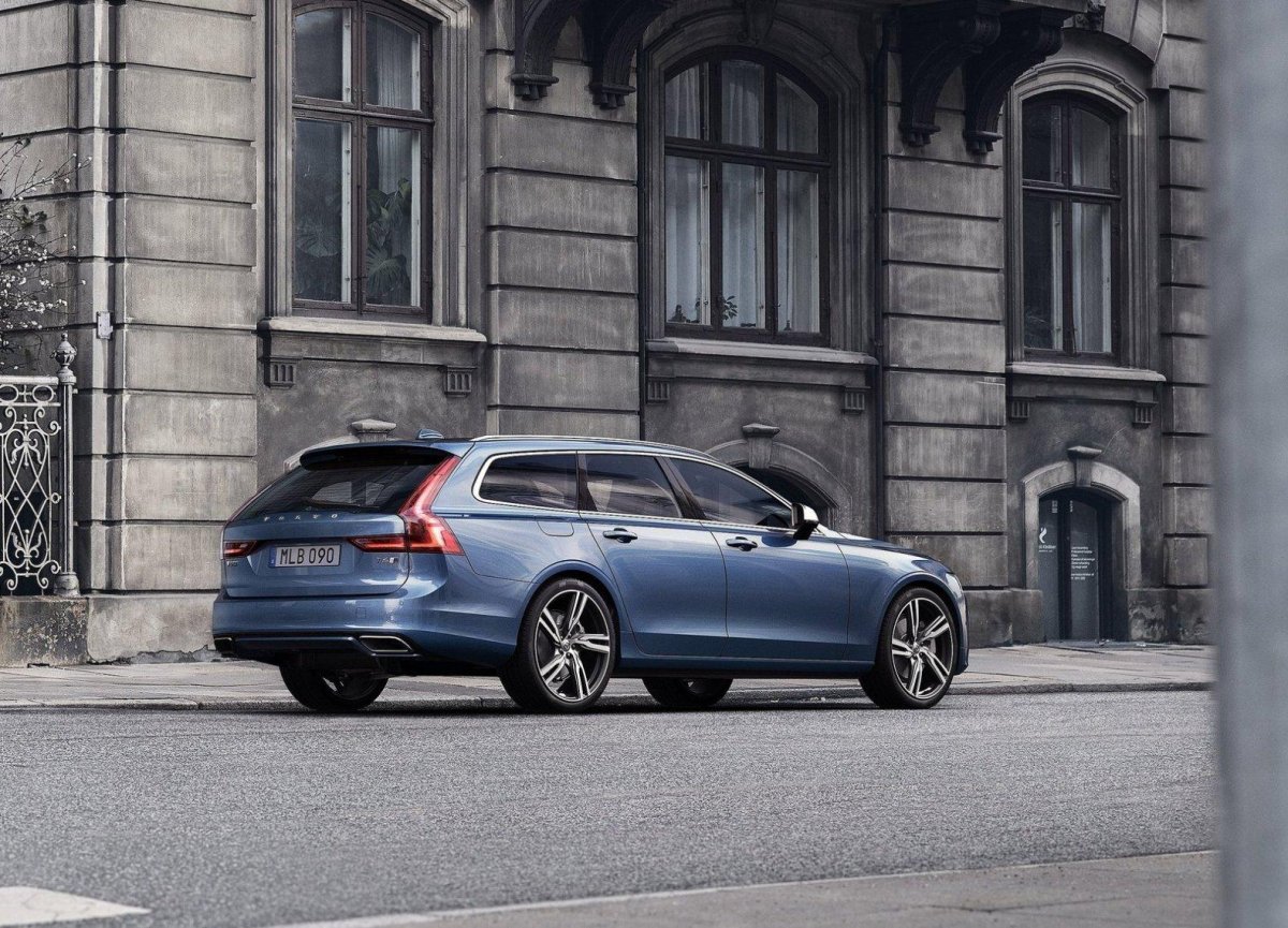 Volvo v90 r