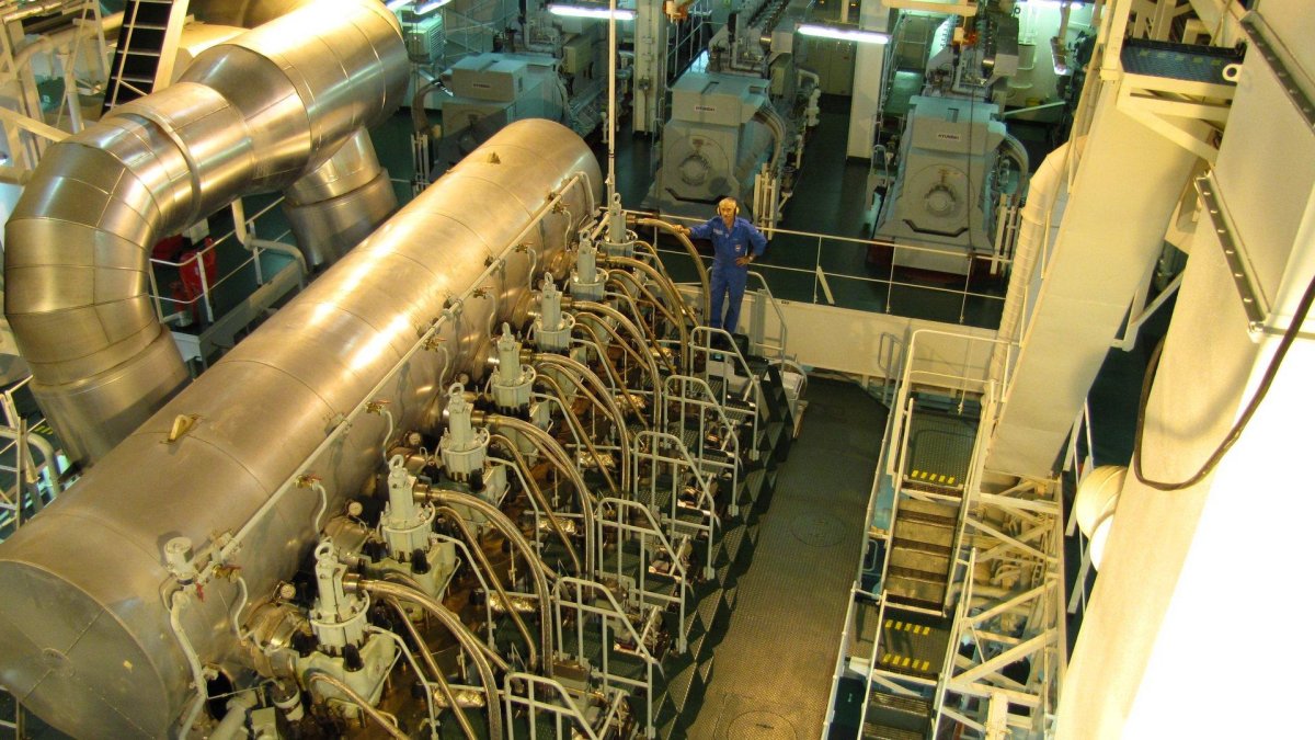 Двигатель Wartsila-Sulzer rta96