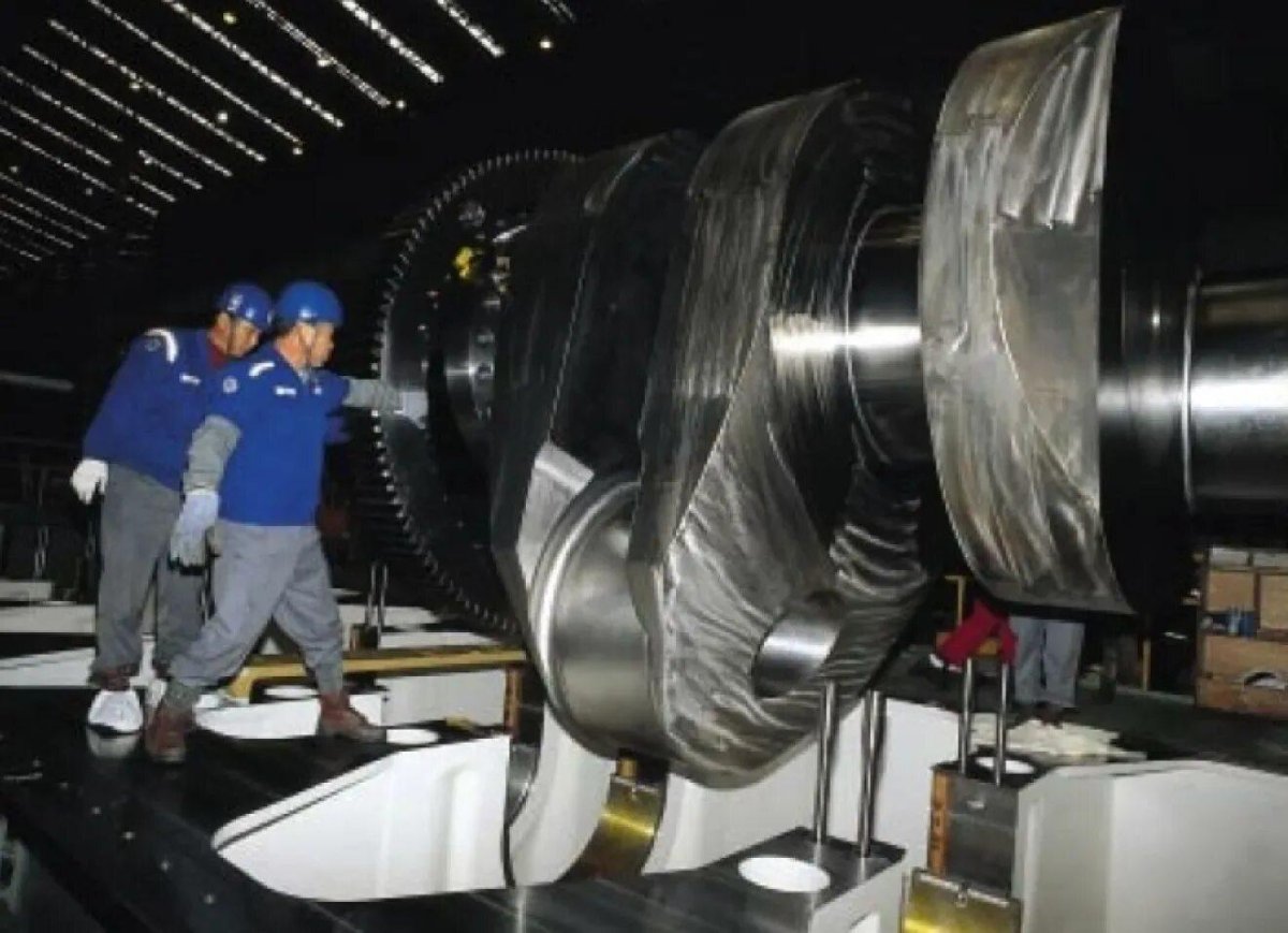 Двигатель Wartsila-Sulzer rta96