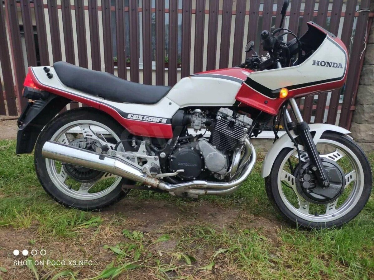 Хонда 550
