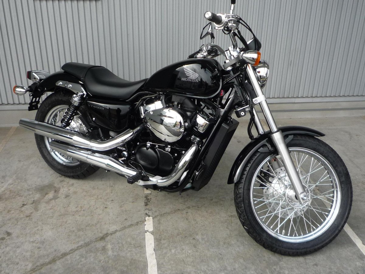 Honda vt400s