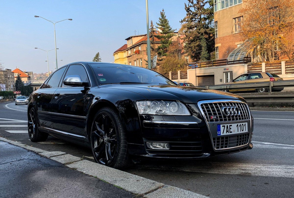 Ауди s8 w12