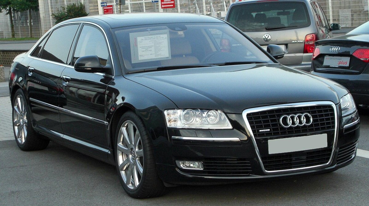 Audi a8 d3 long