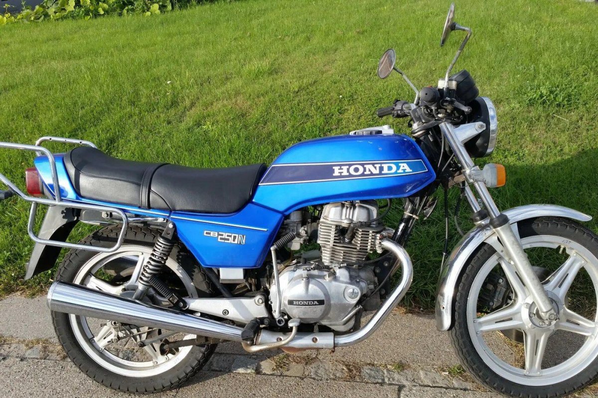 Honda cb250t