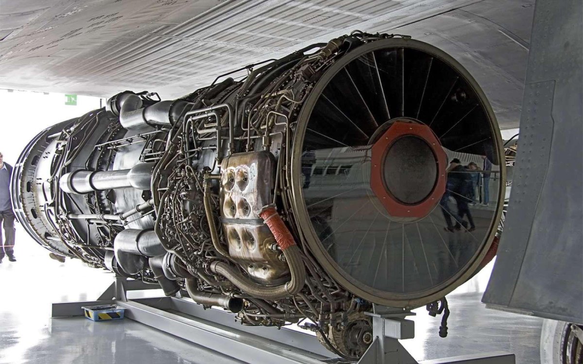 Двигатель Pratt &amp; Whitney j58-p4