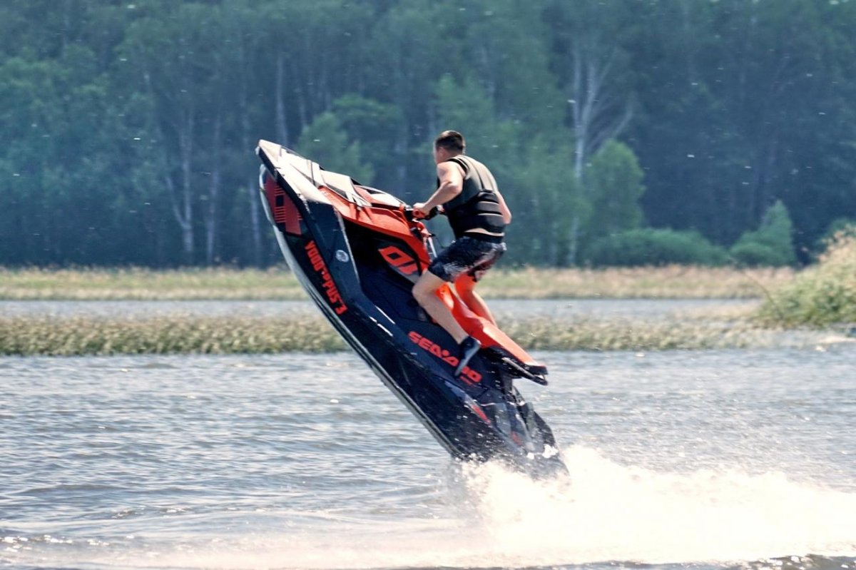 Трюковые гидроциклы