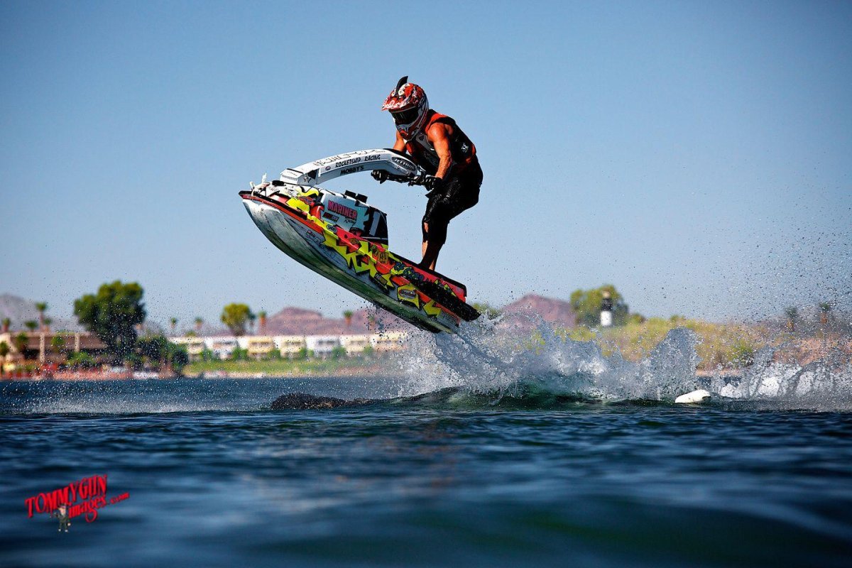 Гонки на гидроциклах