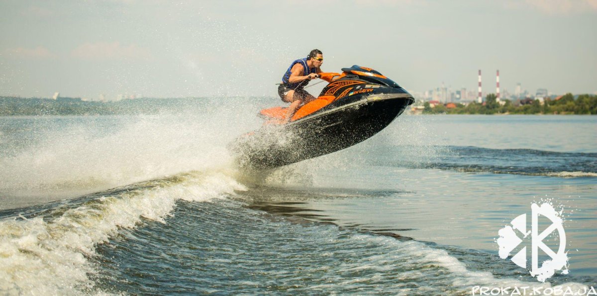 Водные мотоциклы трюки