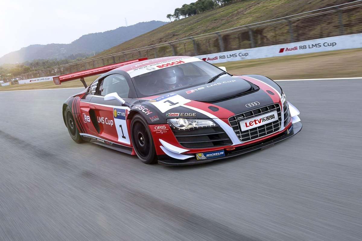 Audi r8 LMS