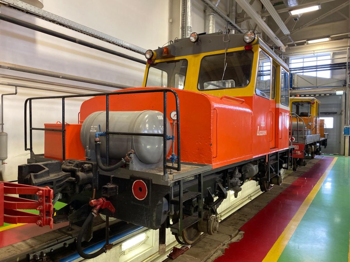 Мотовозы метрополитена Москвы фото