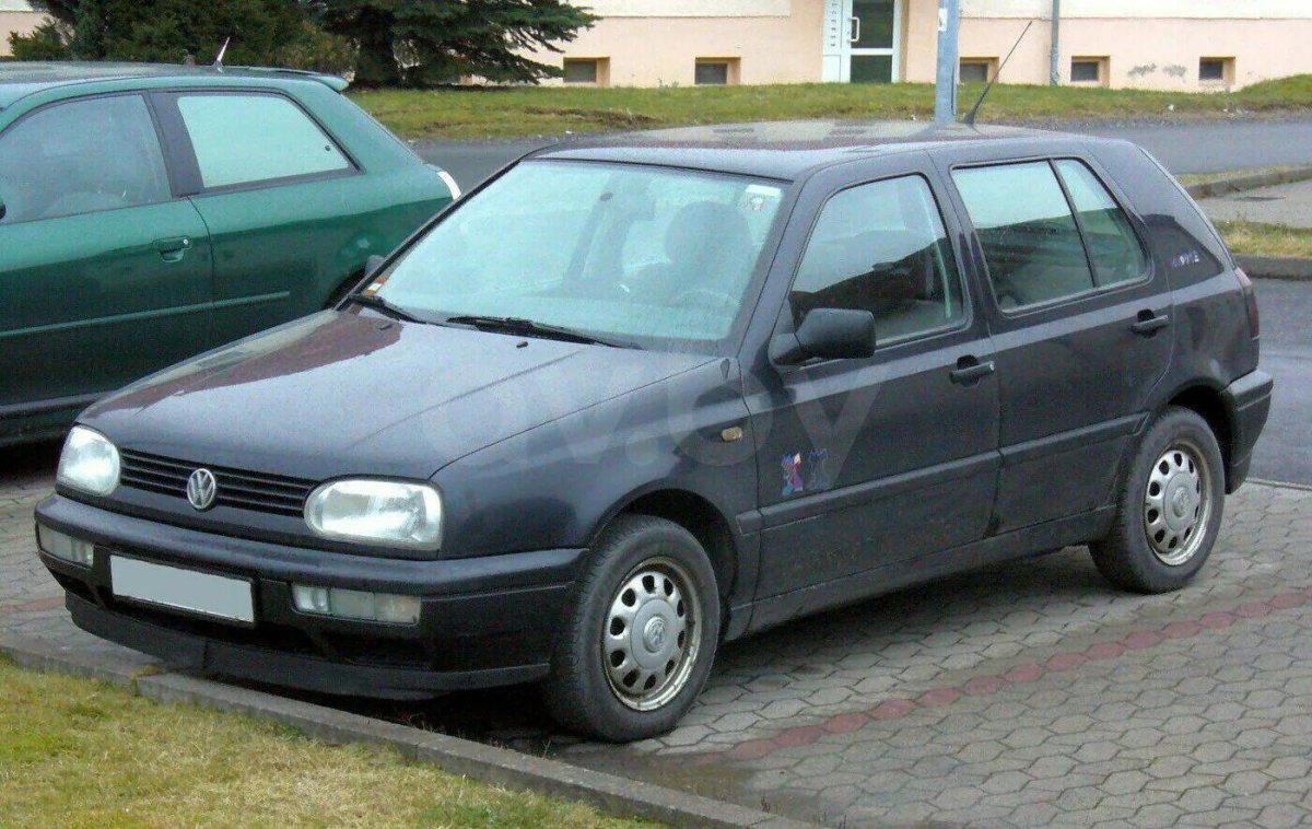 Volkswagen Golf 3 хэтчбек