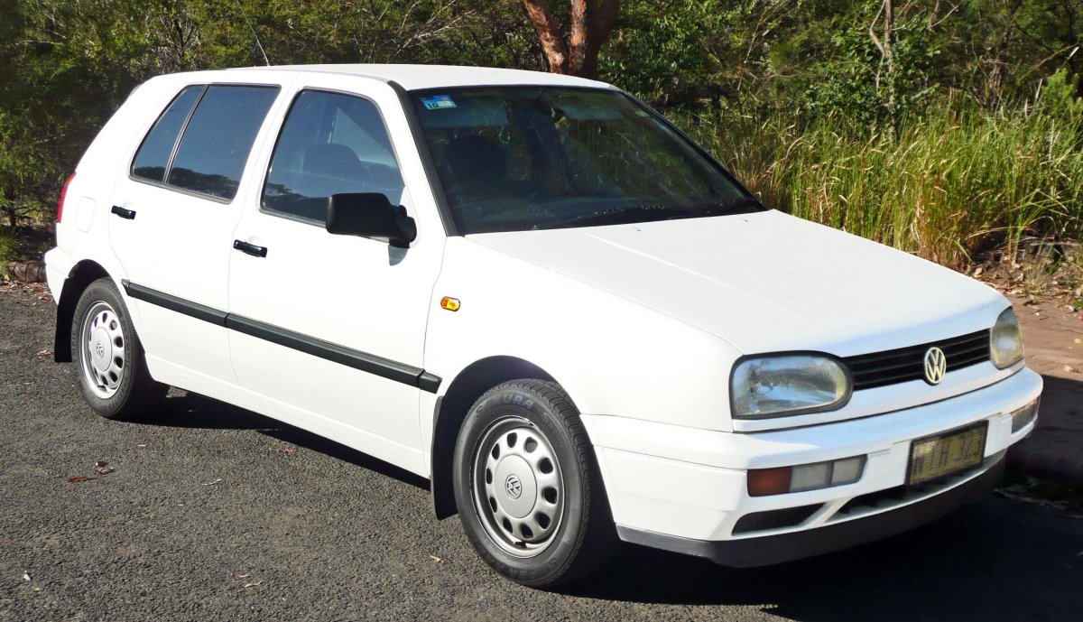 Фольксваген гольф 3 белый