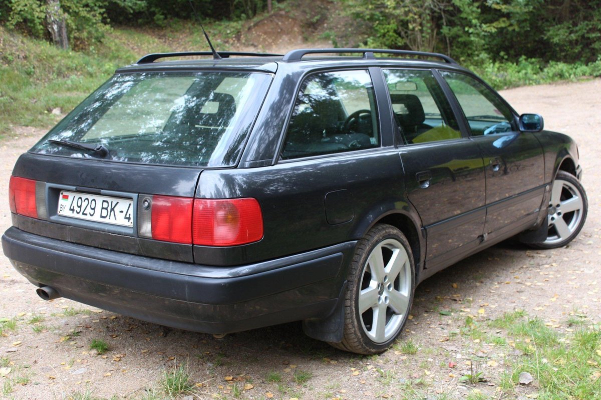 Ауди 100 Авант универсал