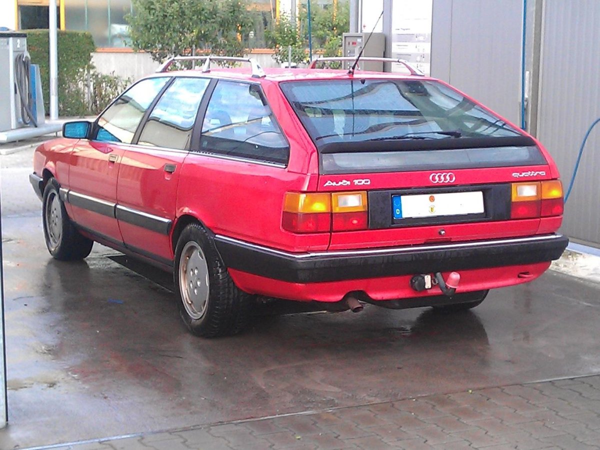 Ауди 100 с3 Авант кватро