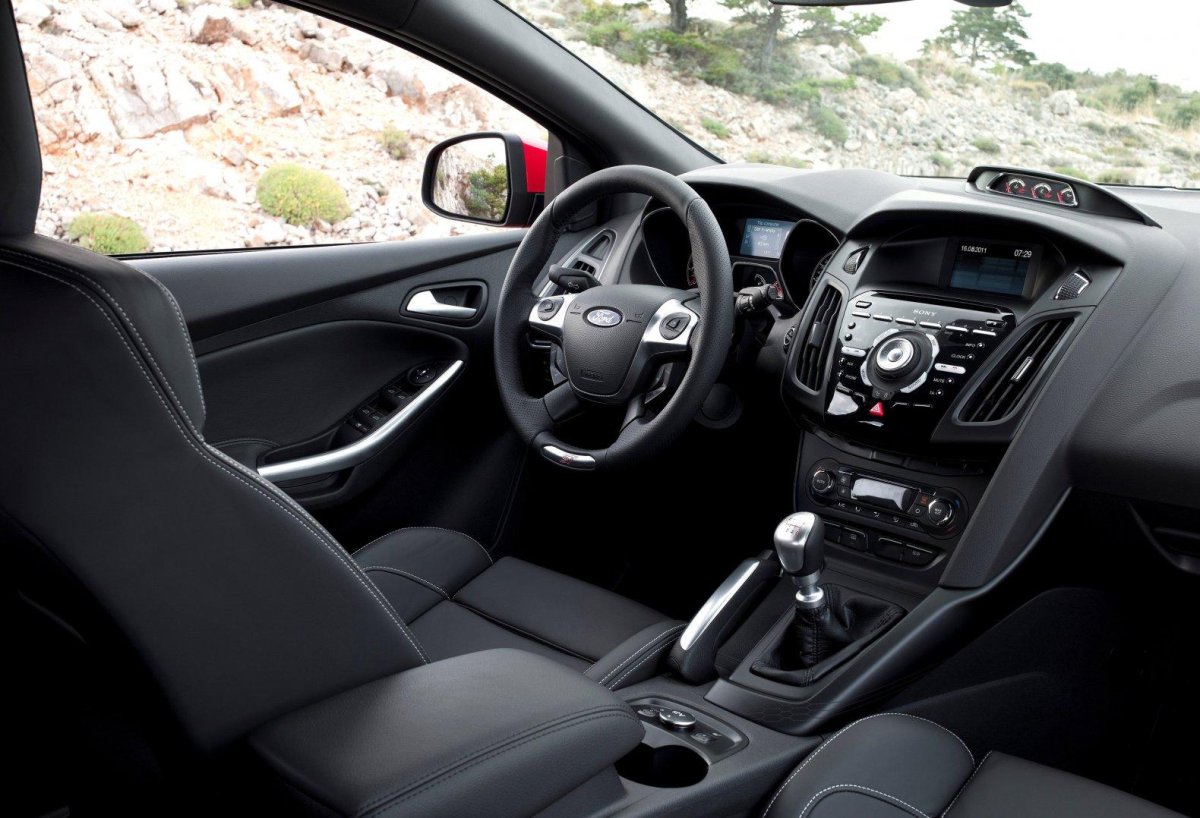 Ford Focus 3 салон