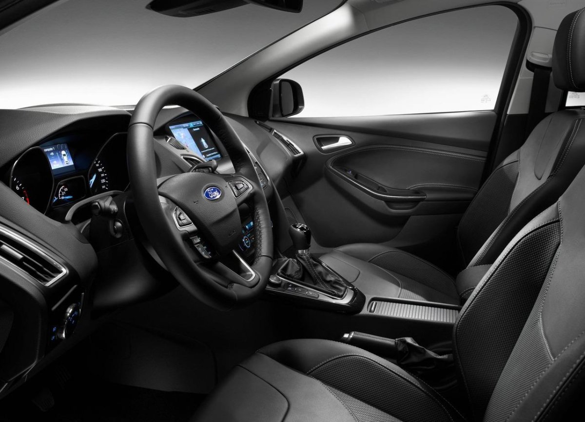 Ford Focus 3 седан салон