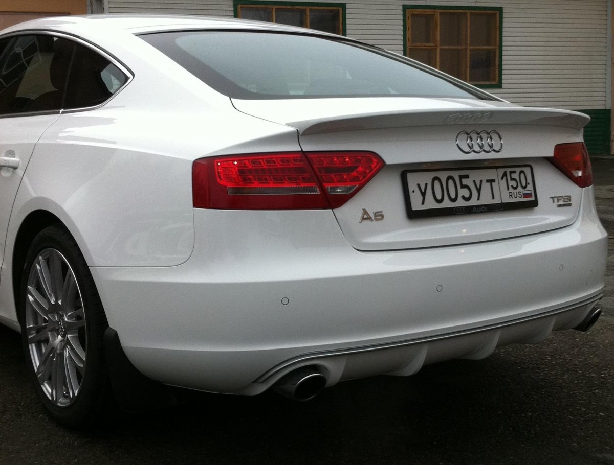 Audi a5 Sportback сзади