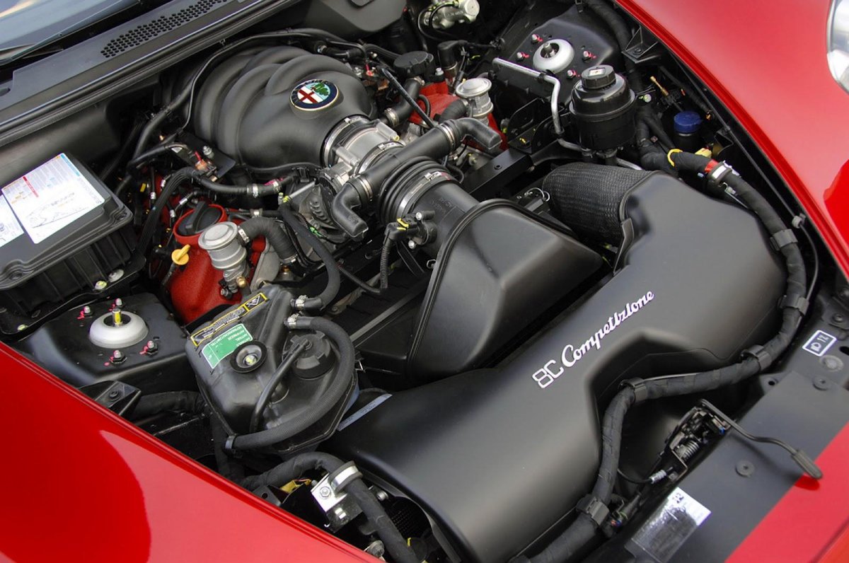 Мотор Альфа Ромео