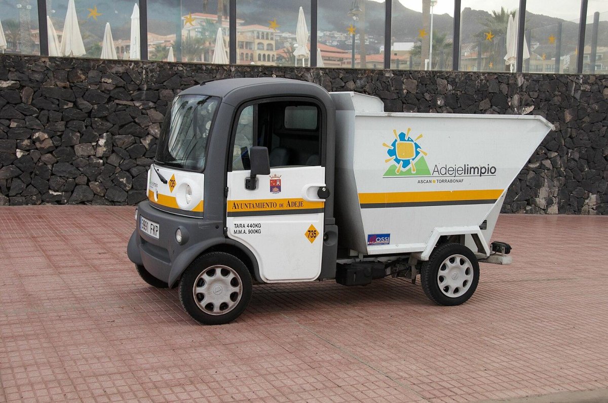 Axiam-Mega Multitruck