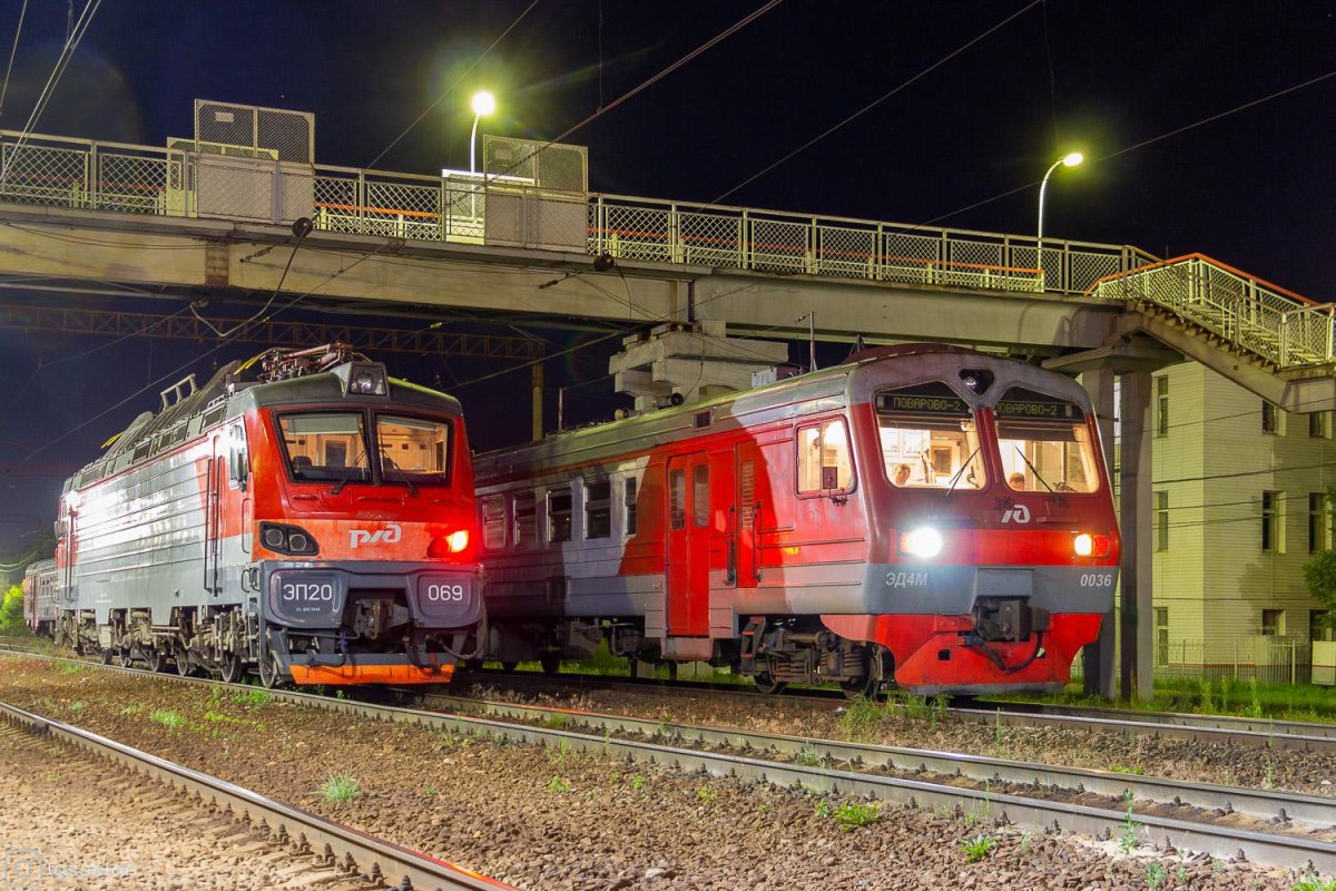 Пассажирский Локомотив эп20