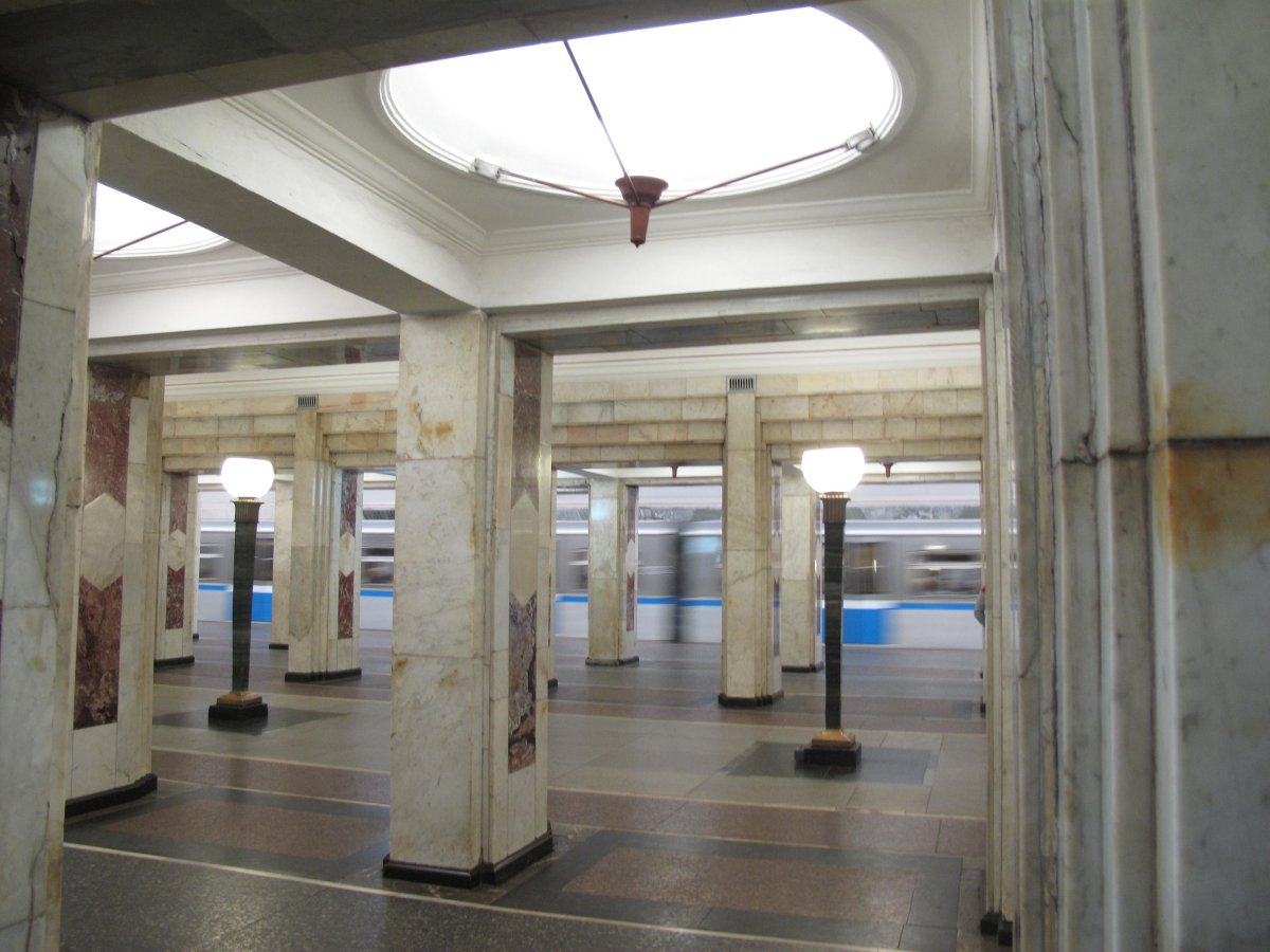 Строгино (станция метро, Арбатско-Покровская линия)