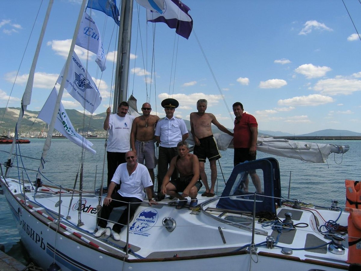 Парусная яхта Сибирь