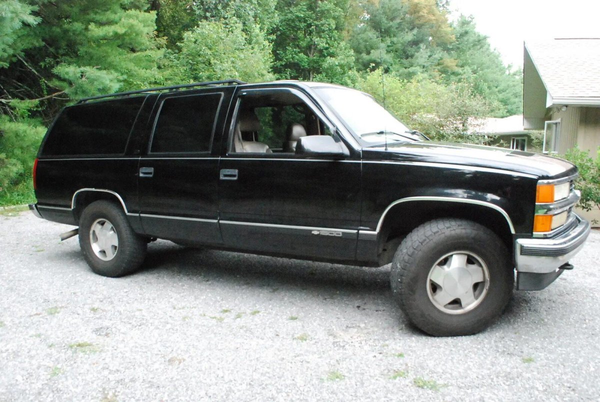 Chevrolet Suburban 1998