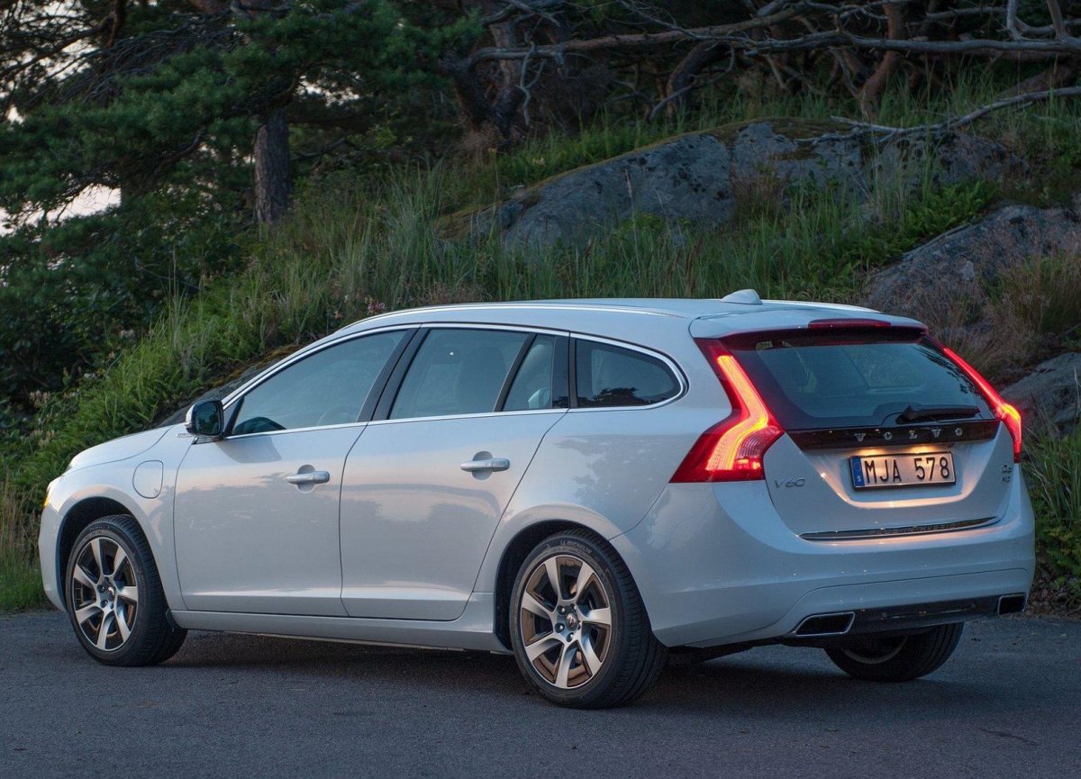 Volvo универсал v60