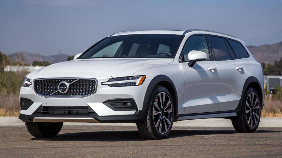 Вольво v60 Cross Country 2020