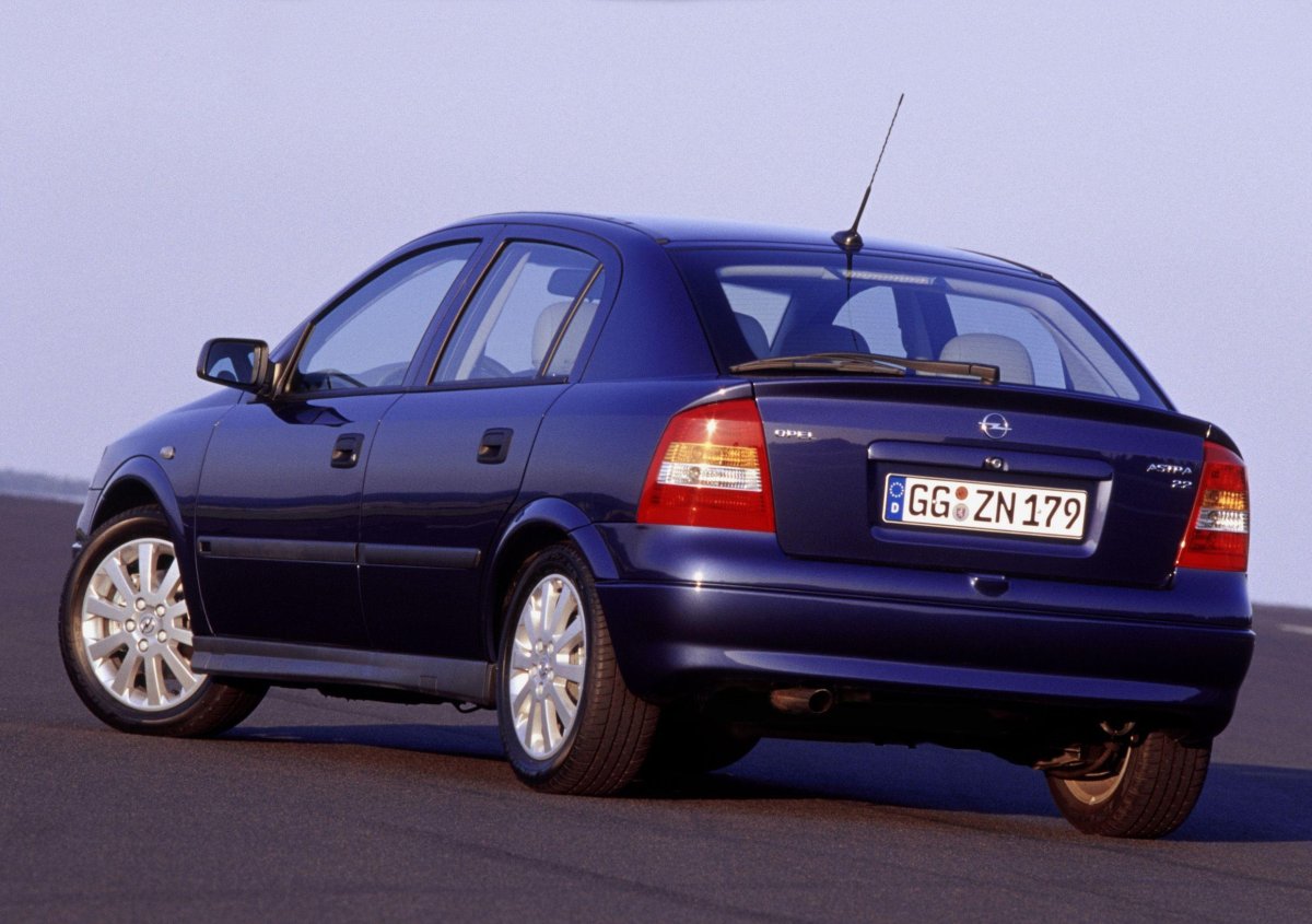 Opel Astra g 1998 хэтчбек