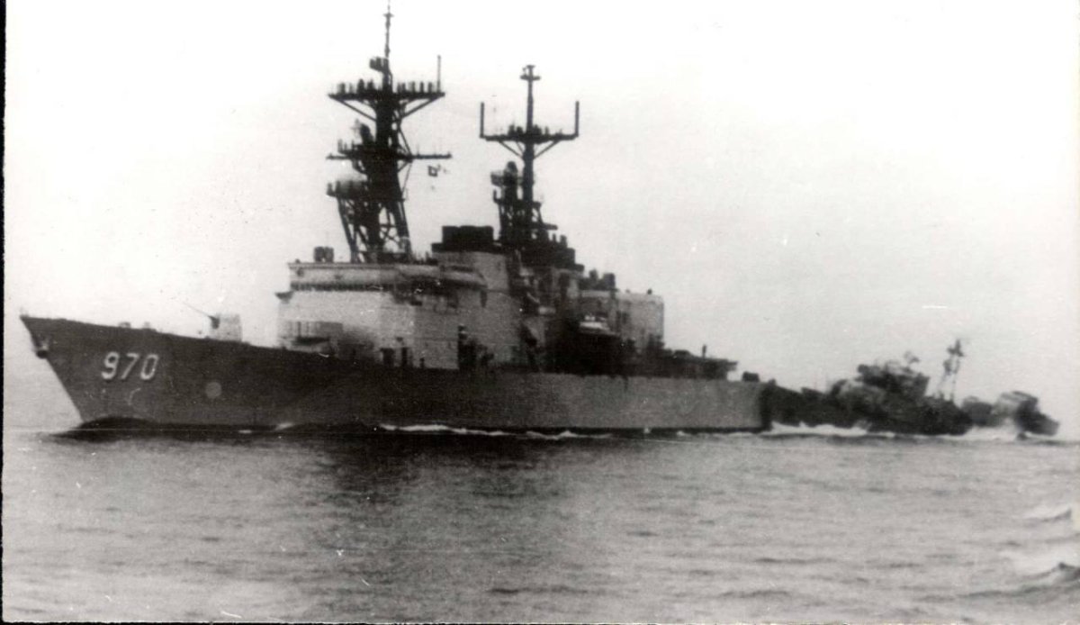 Беззаветный сторожевой корабль 1988