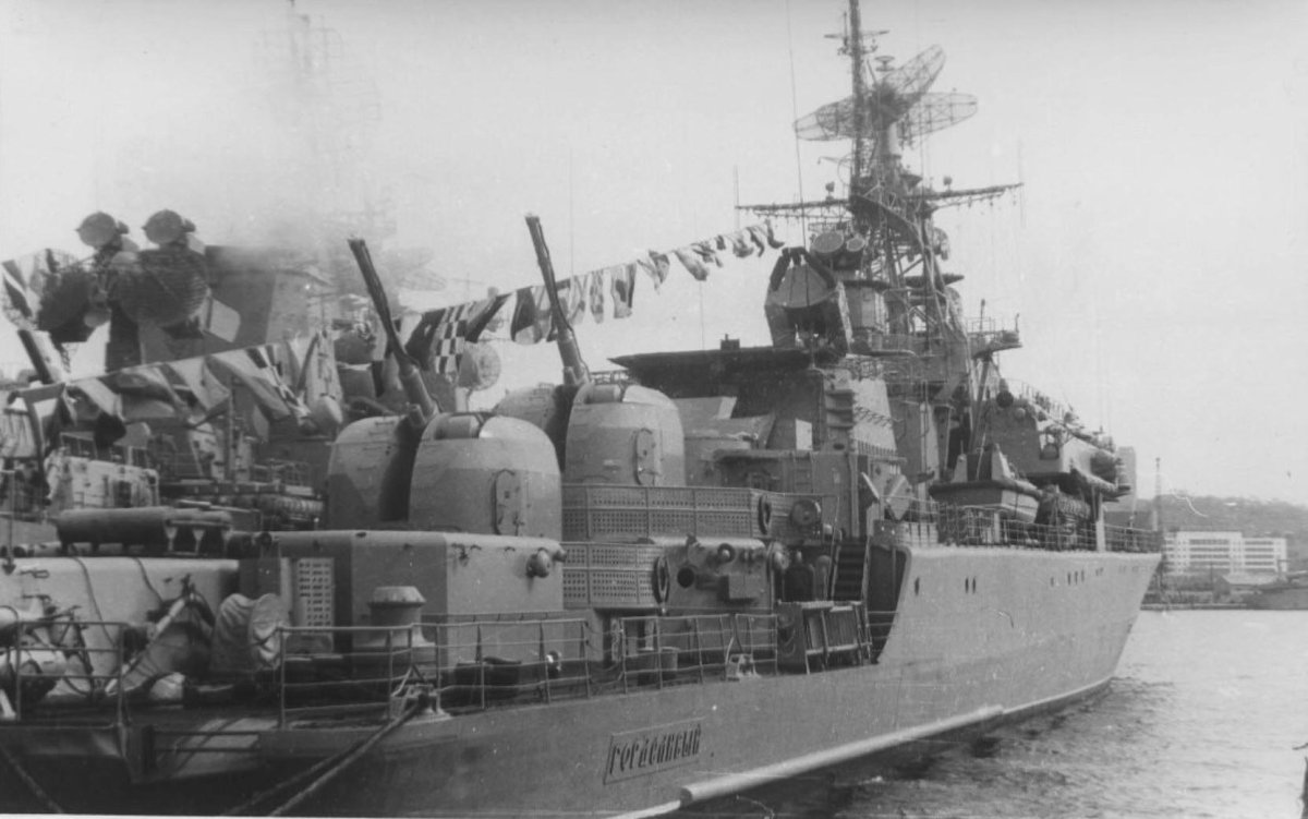 СКР «горделивый» проекта 1135м.