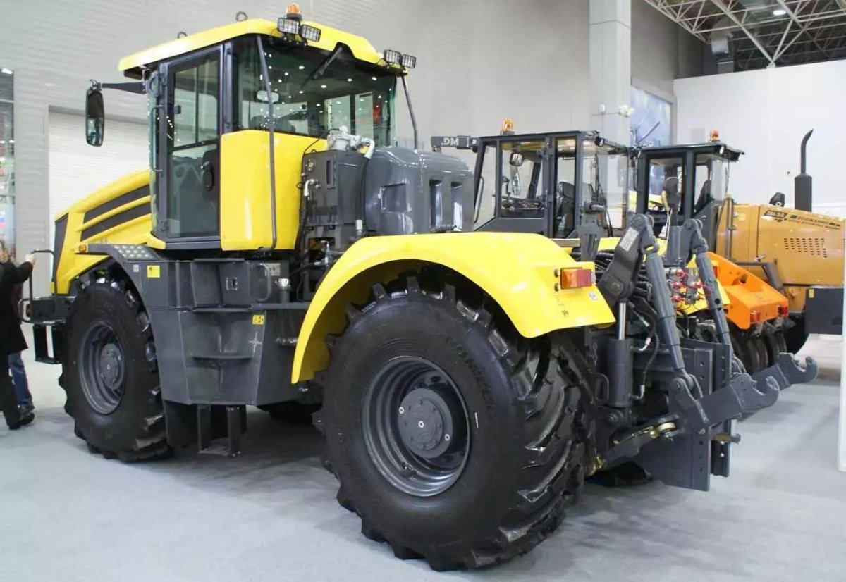 Кировец к-708удм