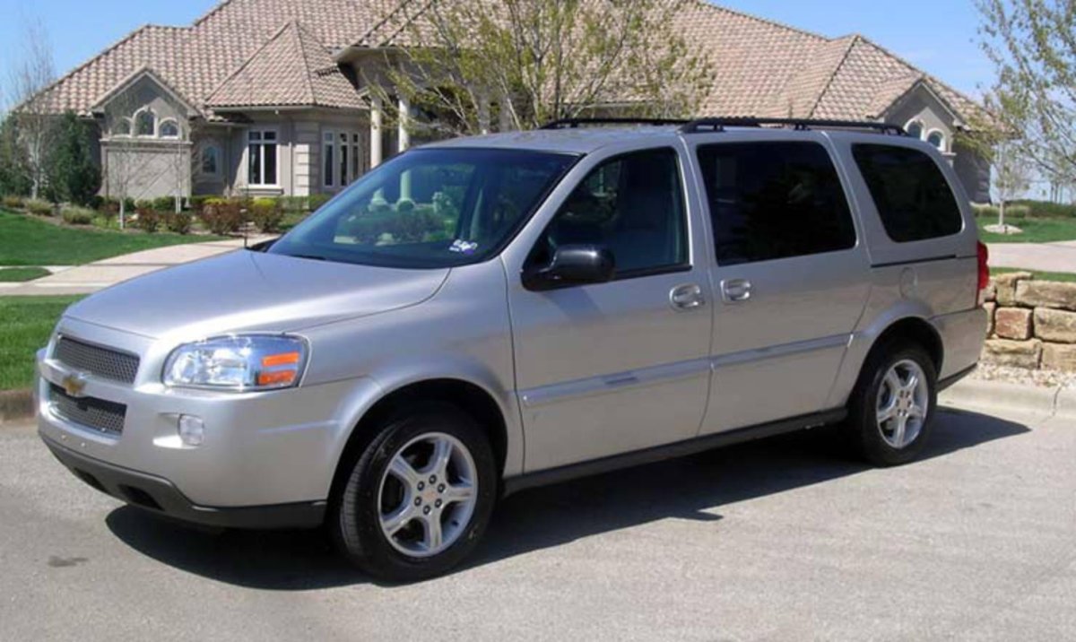 Минивэн Chevrolet Uplander