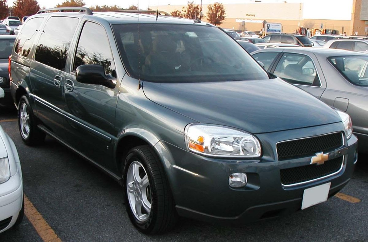 Chevrolet Uplander (7 мест)