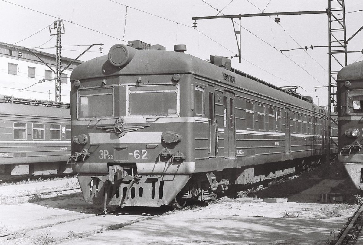 Эр22 электропоезд