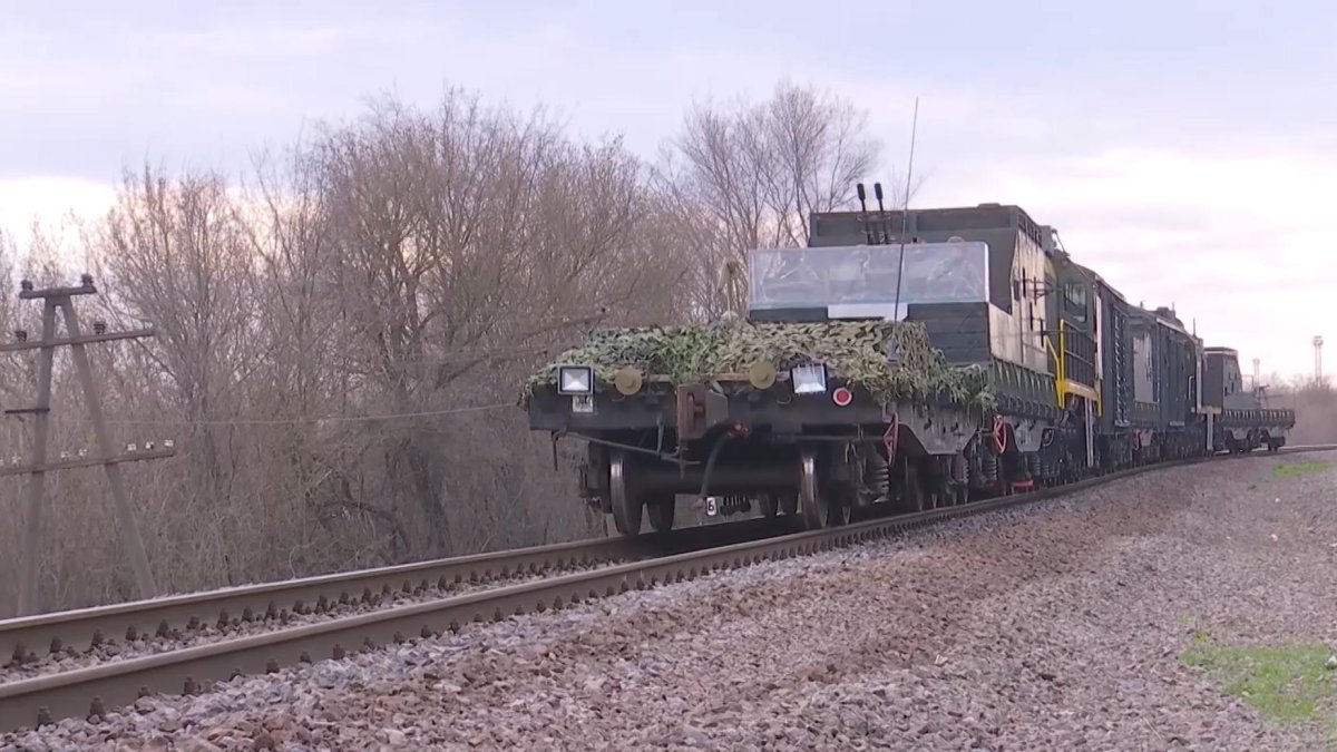 Бронепоезд Волга