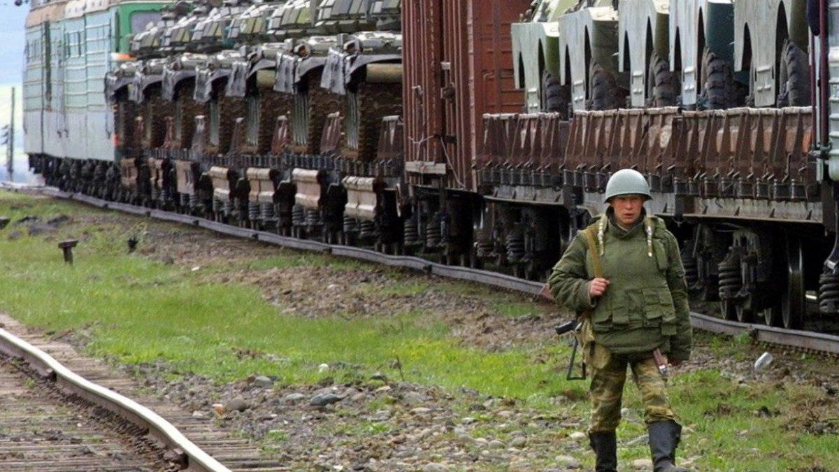 Военный эшелон