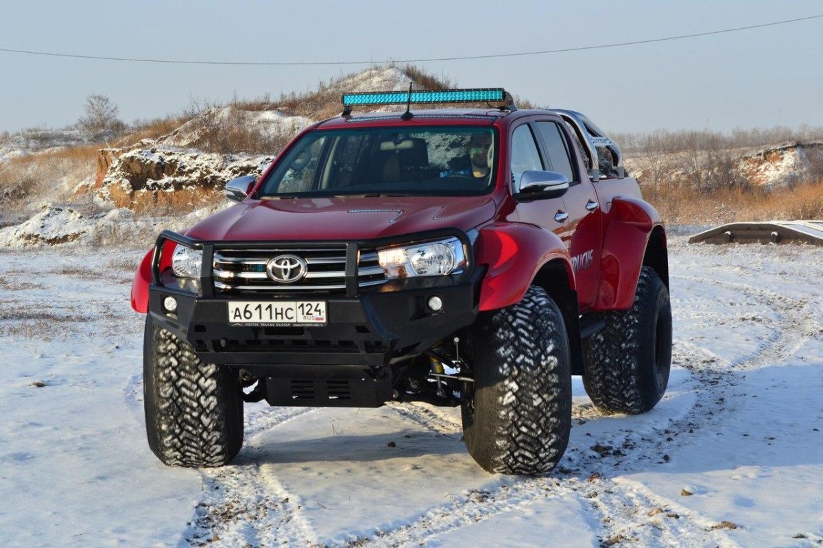 Toyota Hilux Arctic Trucks