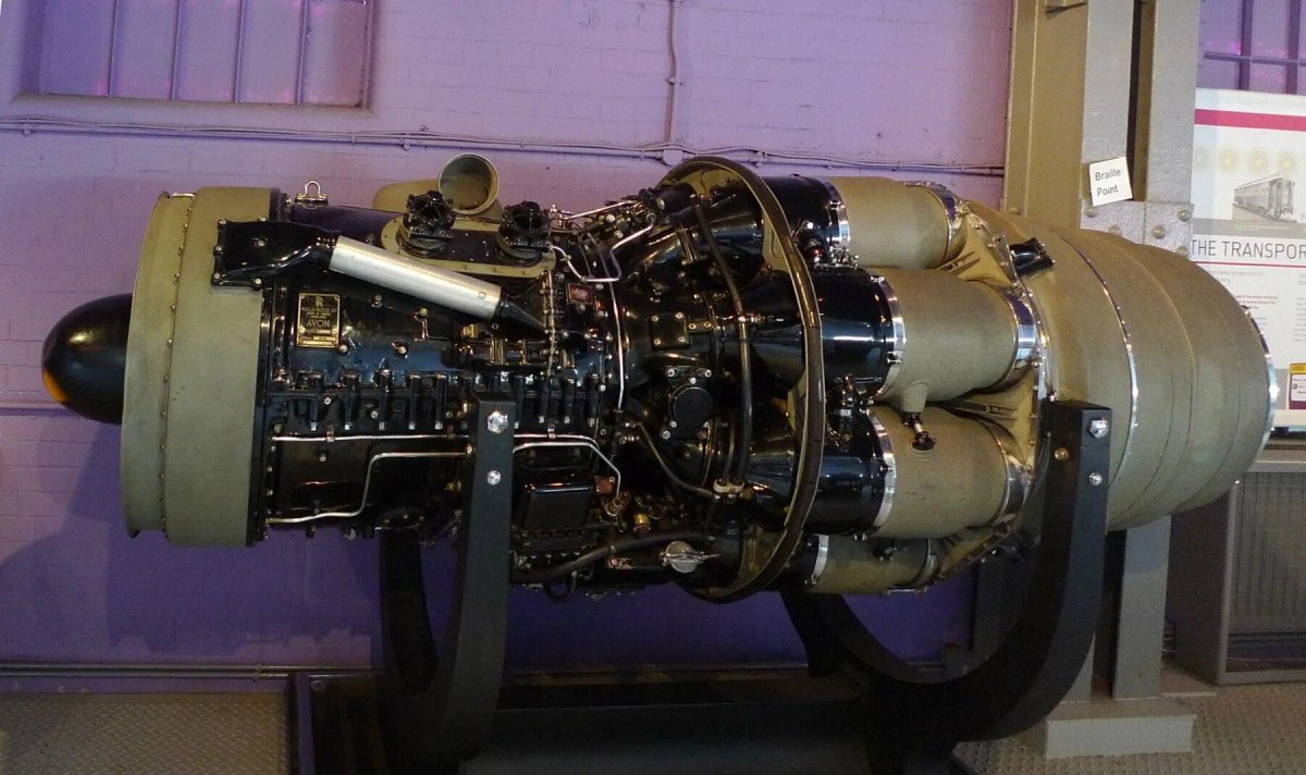 Самолетный двигатель Rolls Royce