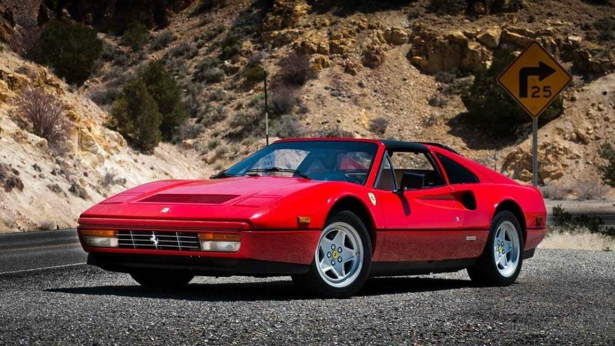 1989 Ferrari 328 GTS .