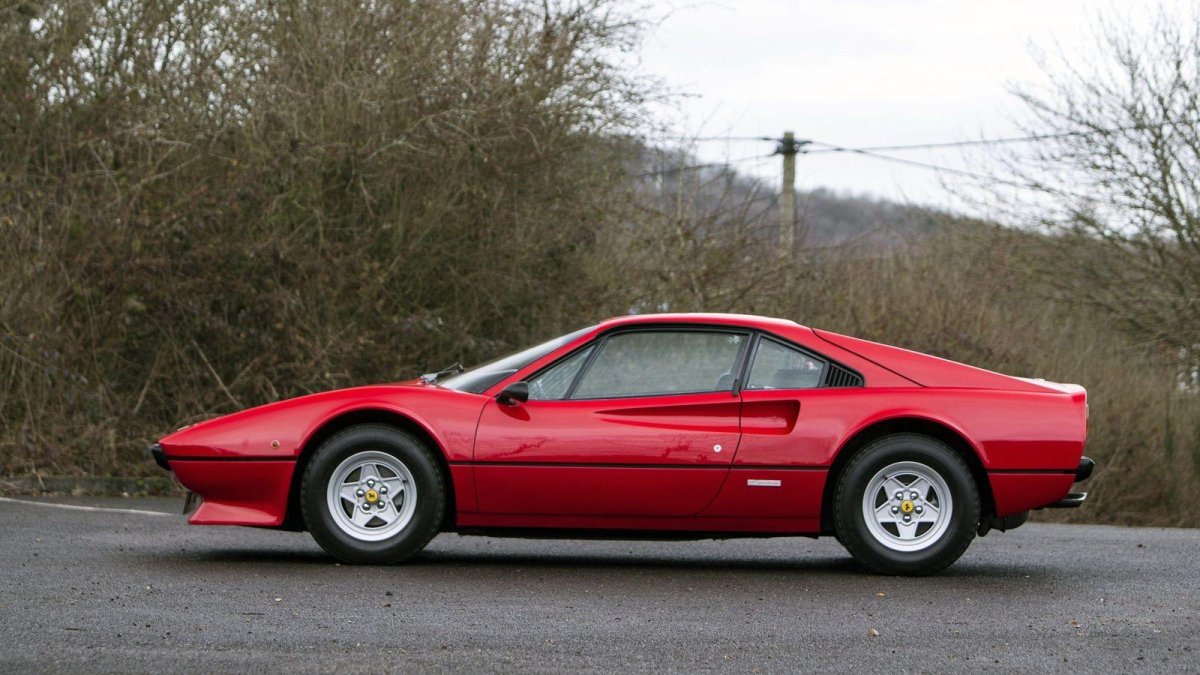 Феррари 208 GTB