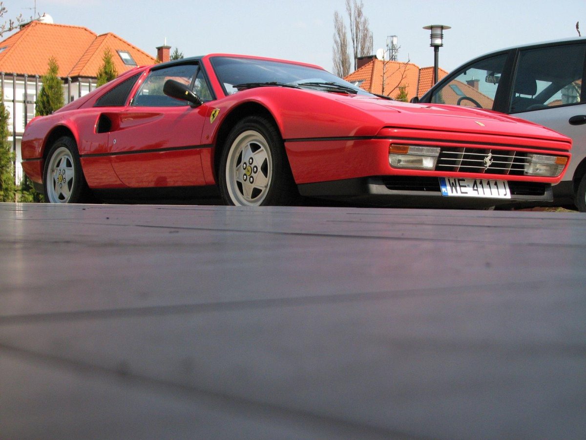 Ferrari 328
