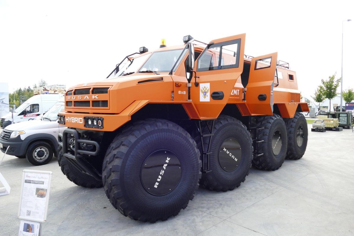 Вездеход Русак 8x8