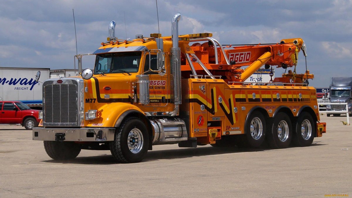 Петербилт эвакуатор грузовой