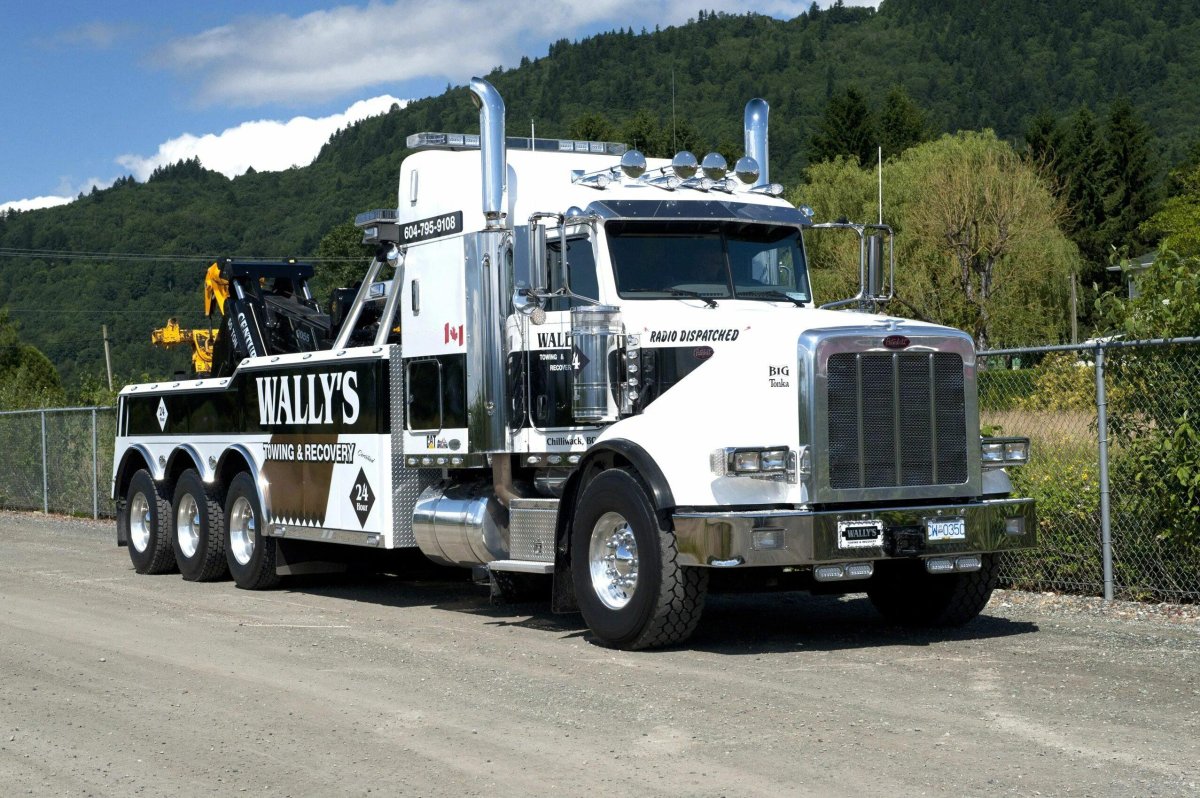 Грузовой эвакуатор Кенворт