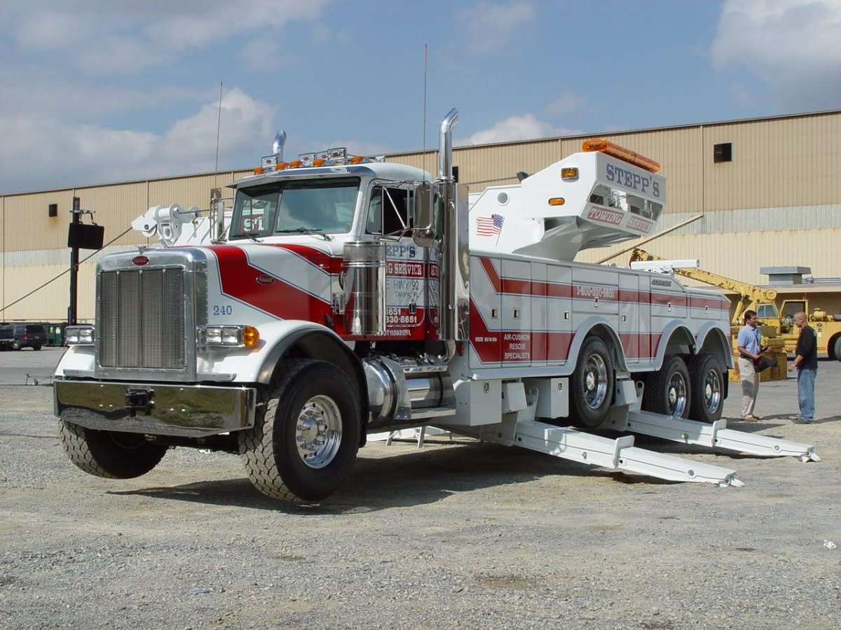 Грузовой эвакуатор в Америке